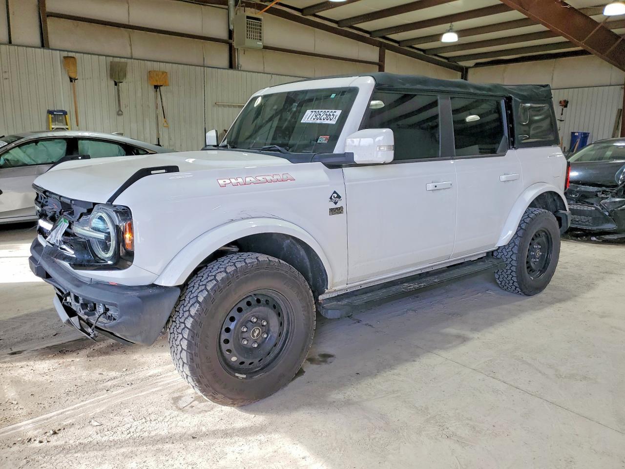2021 Ford Bronco Base