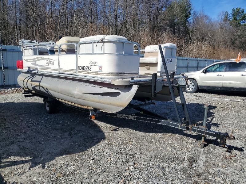 2002 Sylvan Marine 818 Mirage Cruise