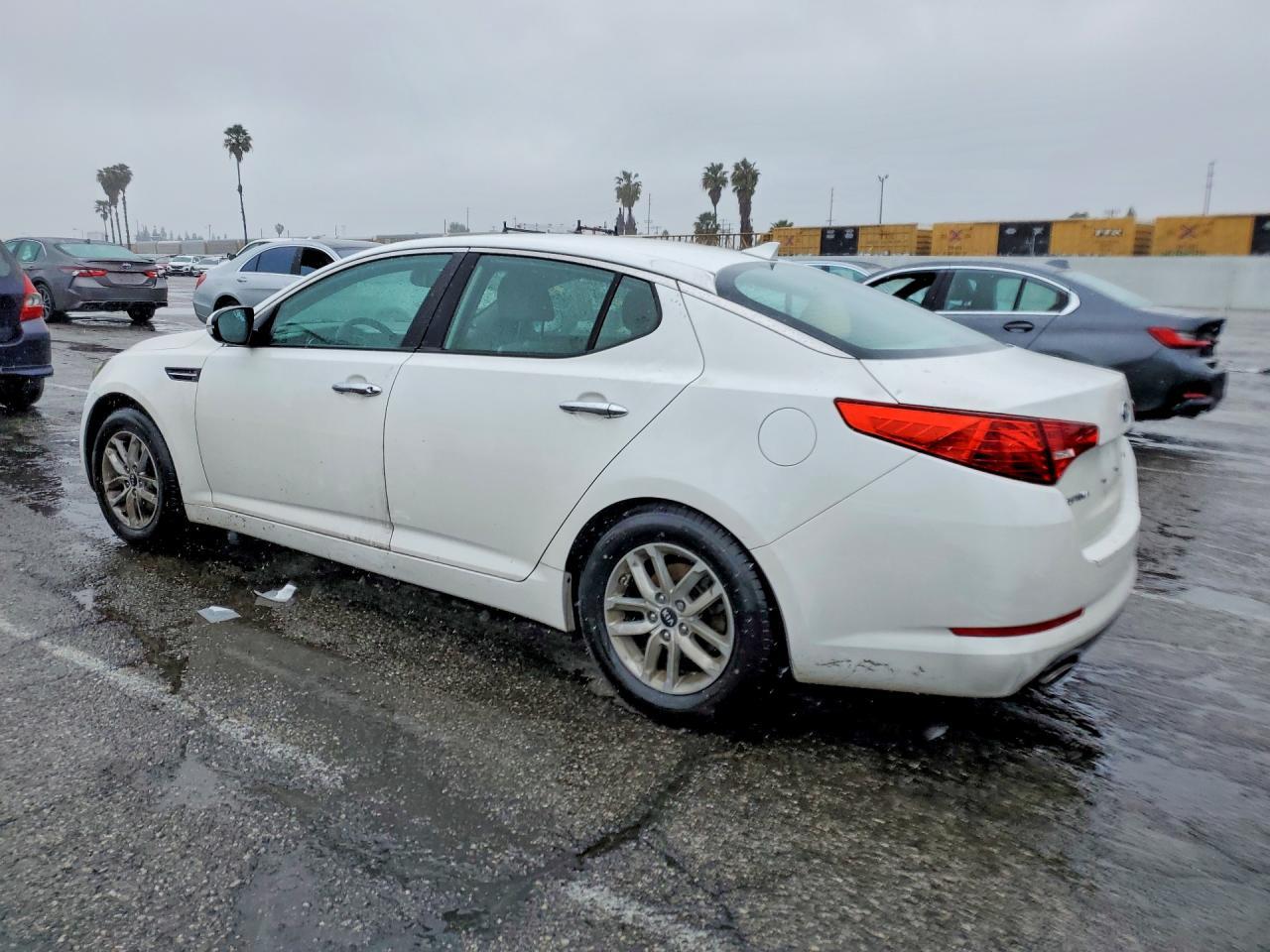 2011 KIA Optima lx