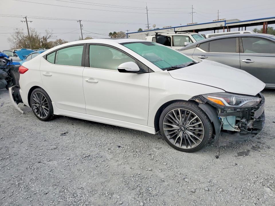 2018 Hyundai Elantra Sport