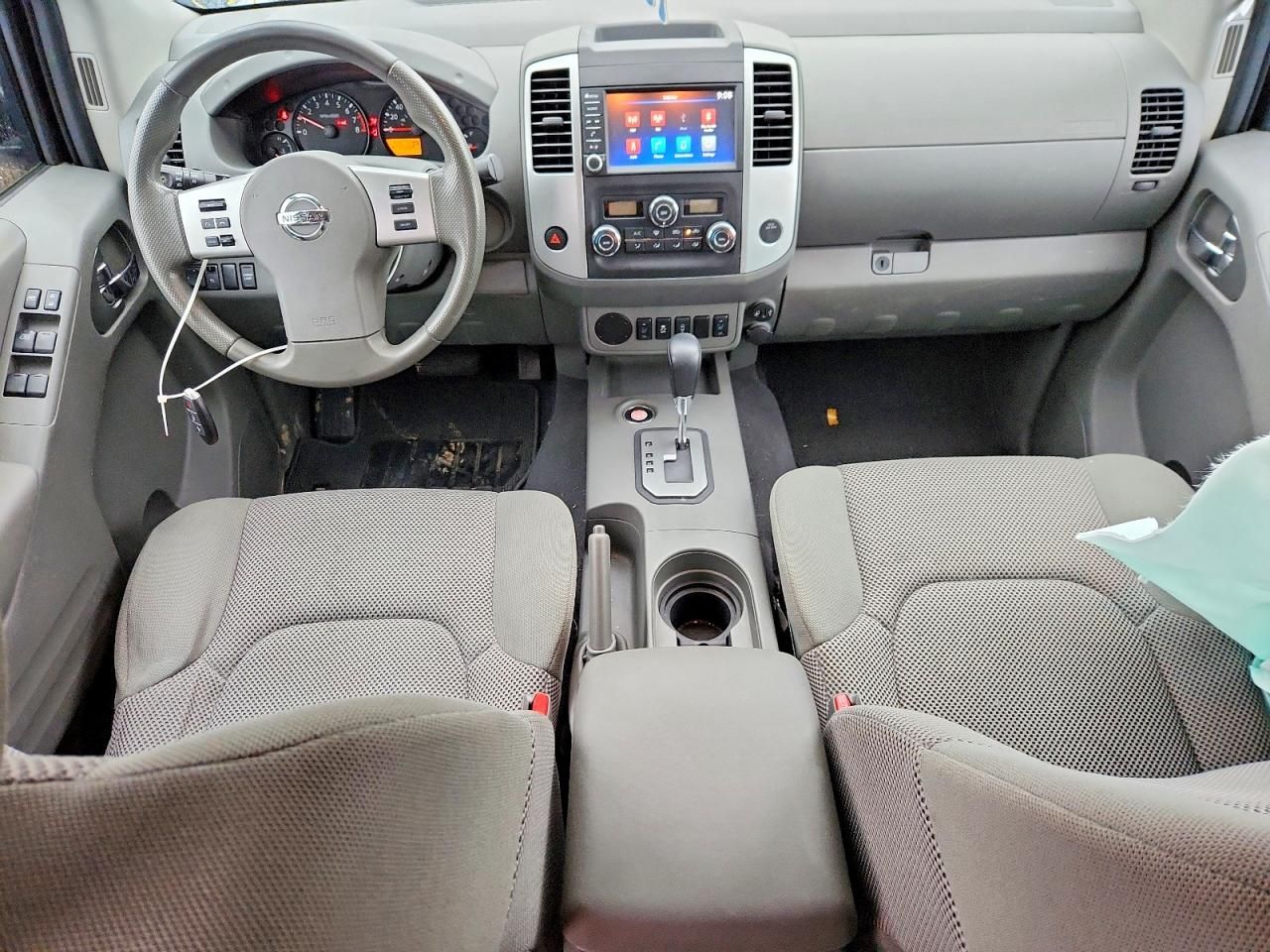 2021 Nissan Frontier s