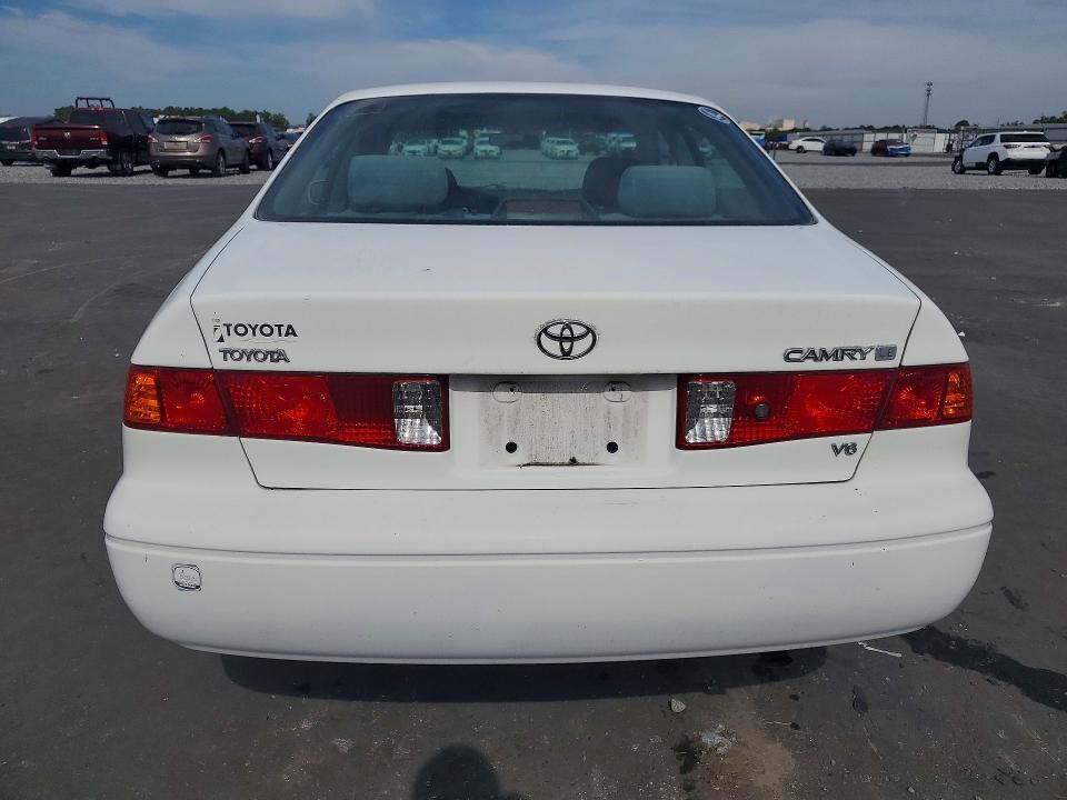 2001 Toyota Camry le