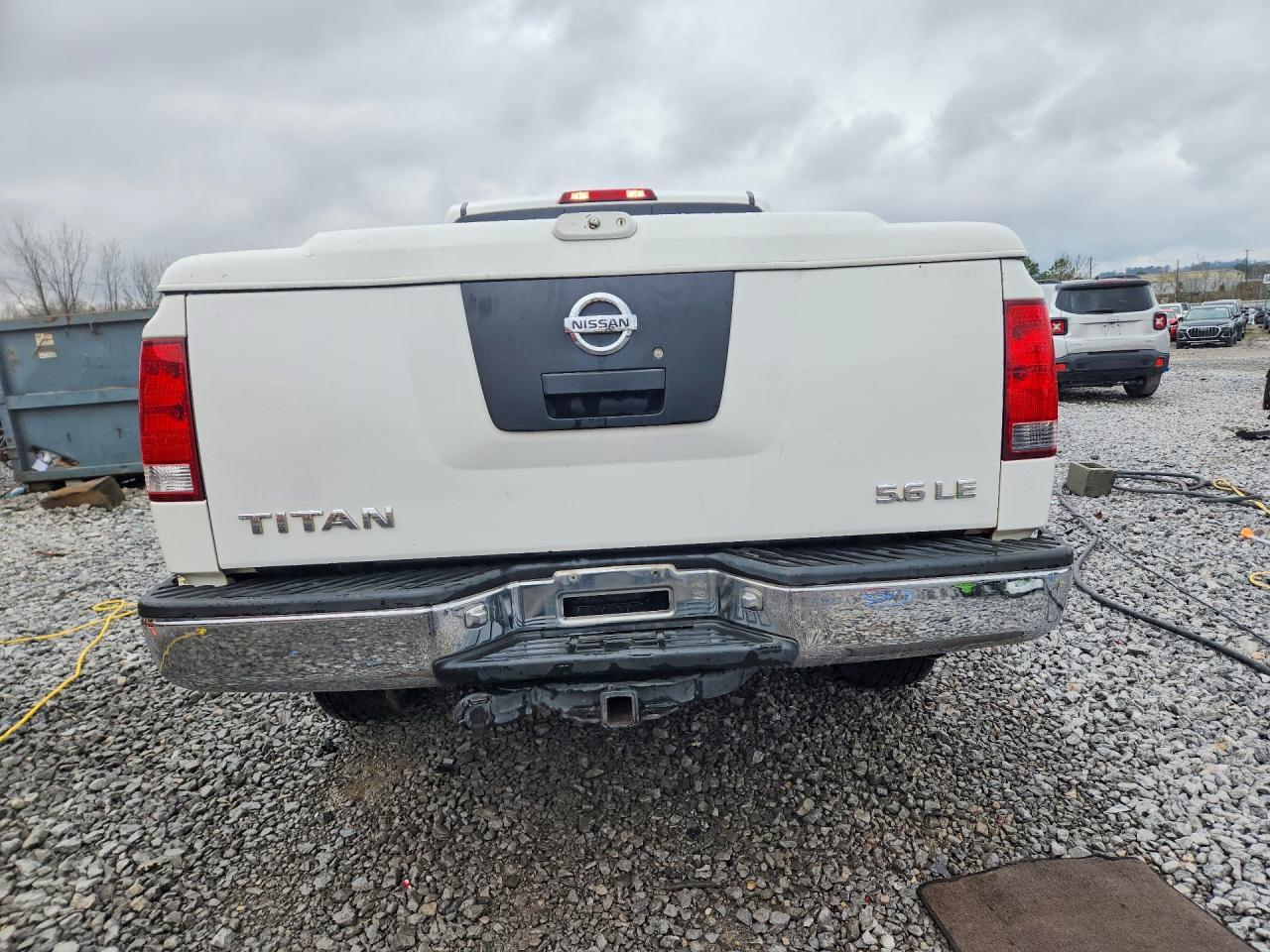 2004 Nissan Titan XE