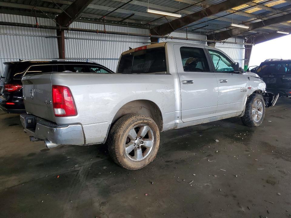 2016 Dodge Ram 1500 slt