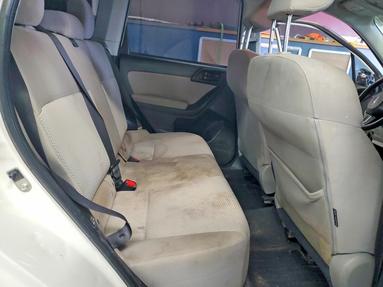 2016 Subaru Forester 2.5i
