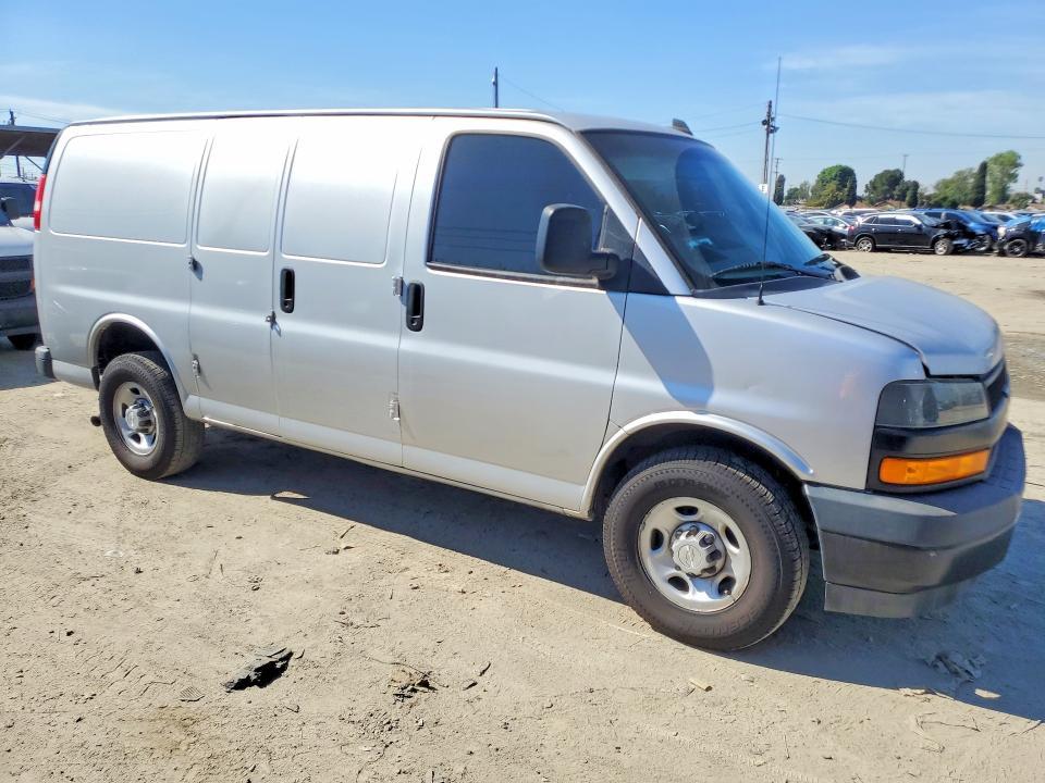 2018 Chevrolet Express 3500 Utility / Service van