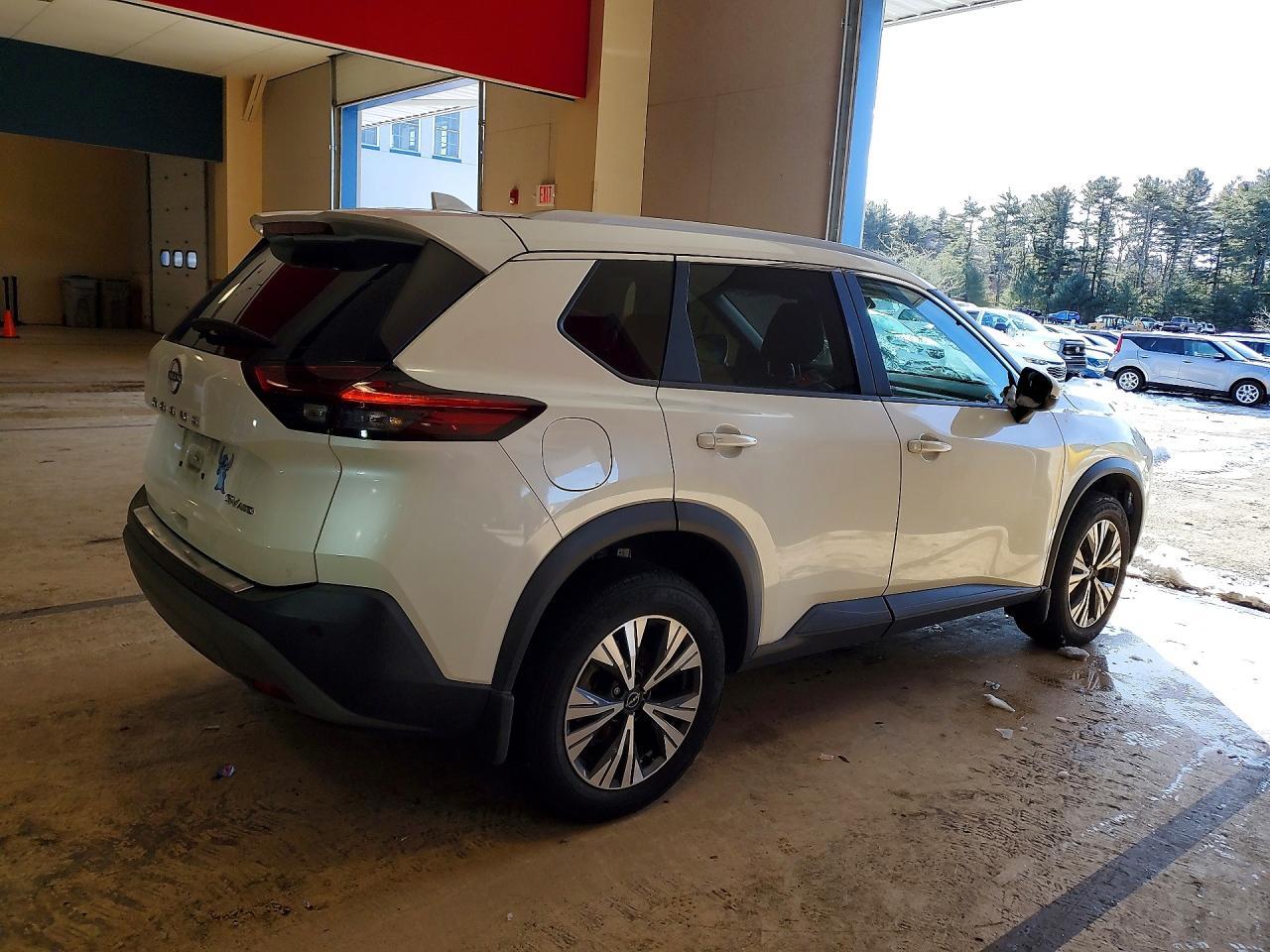 2022 Nissan Rogue sv