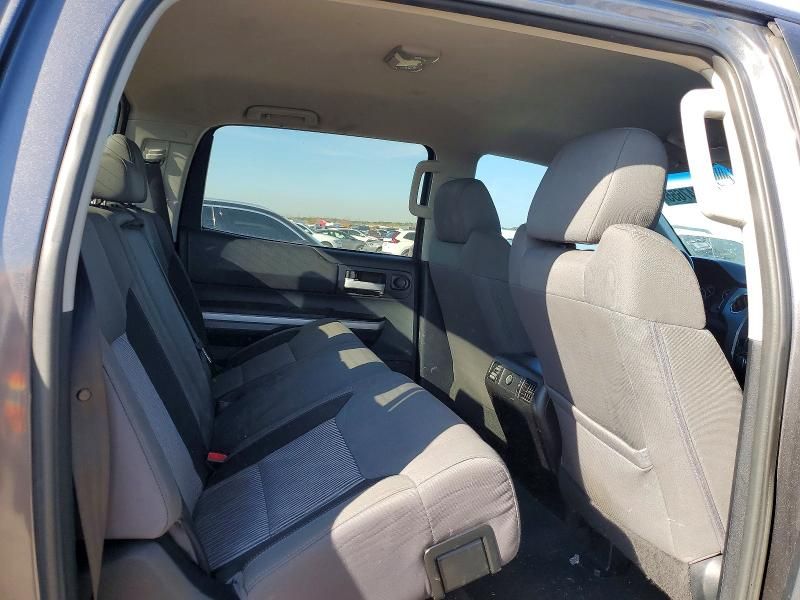 2015 Toyota Tundra Crewmax SR5