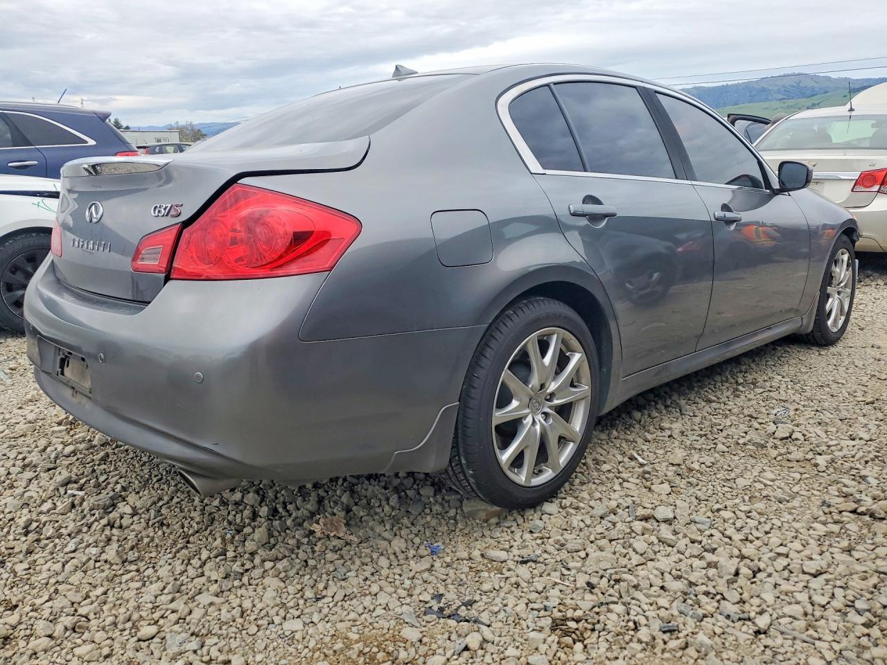 2010 Infiniti G37 Base