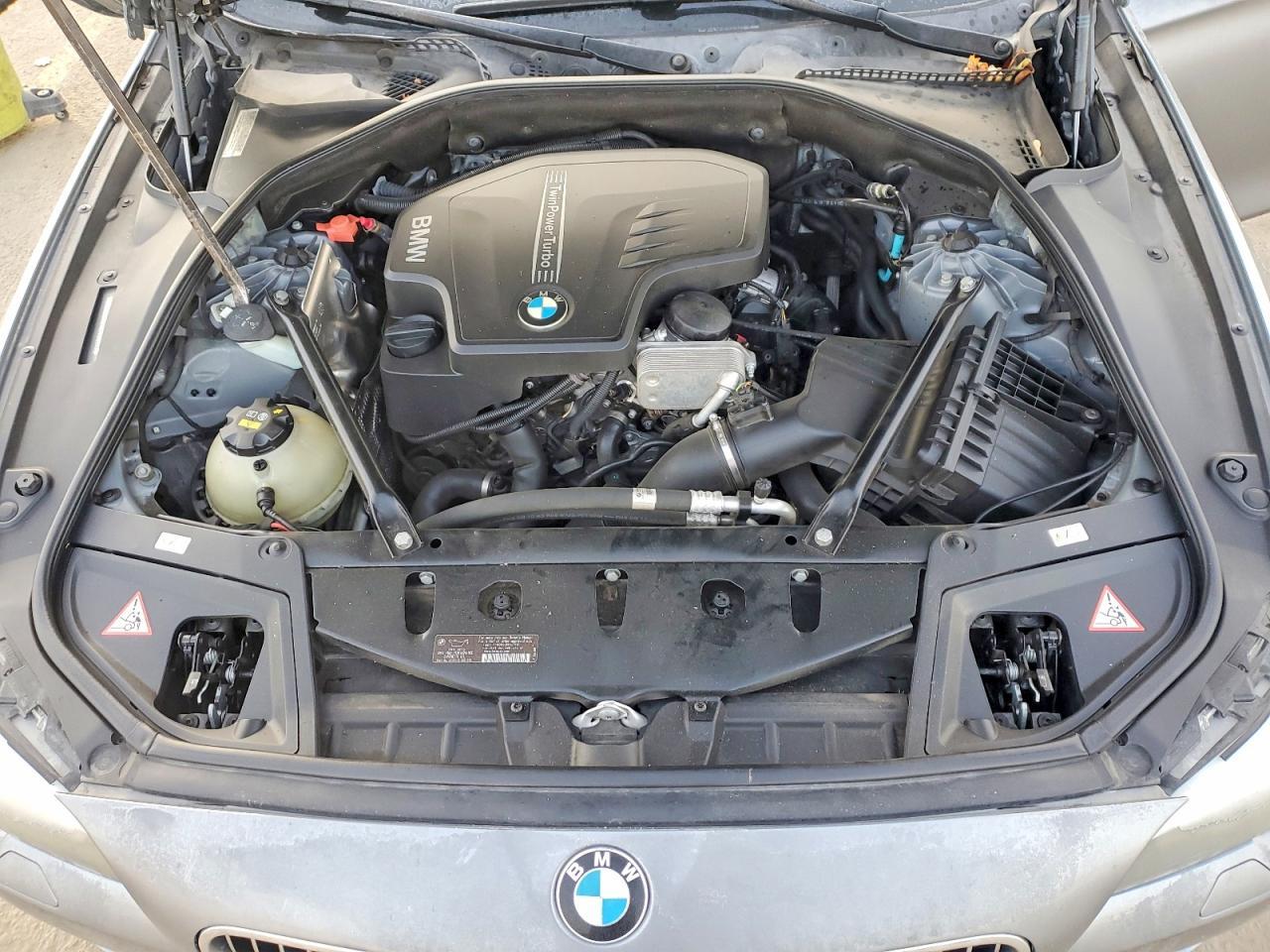 2012 BMW 528 i