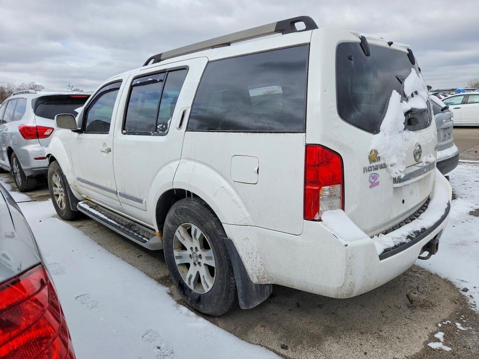 2011 Nissan Pathfinder s