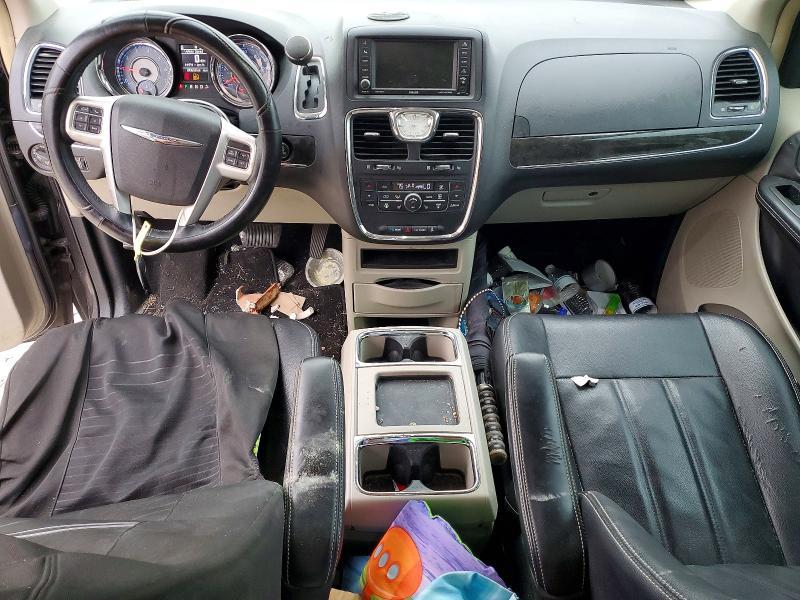 2015 Chrysler Town & Country Touring