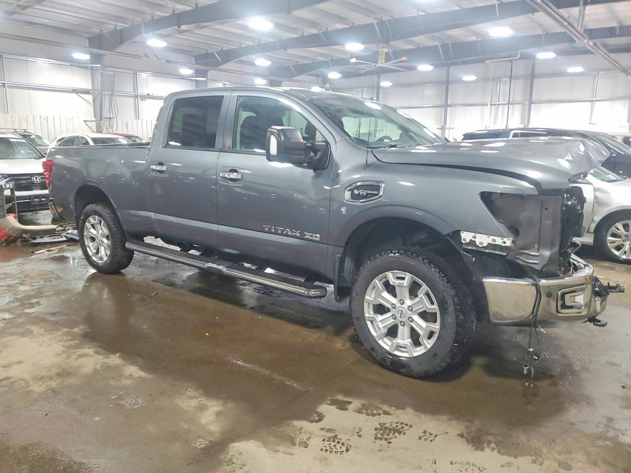 2017 Nissan Titan XD SV