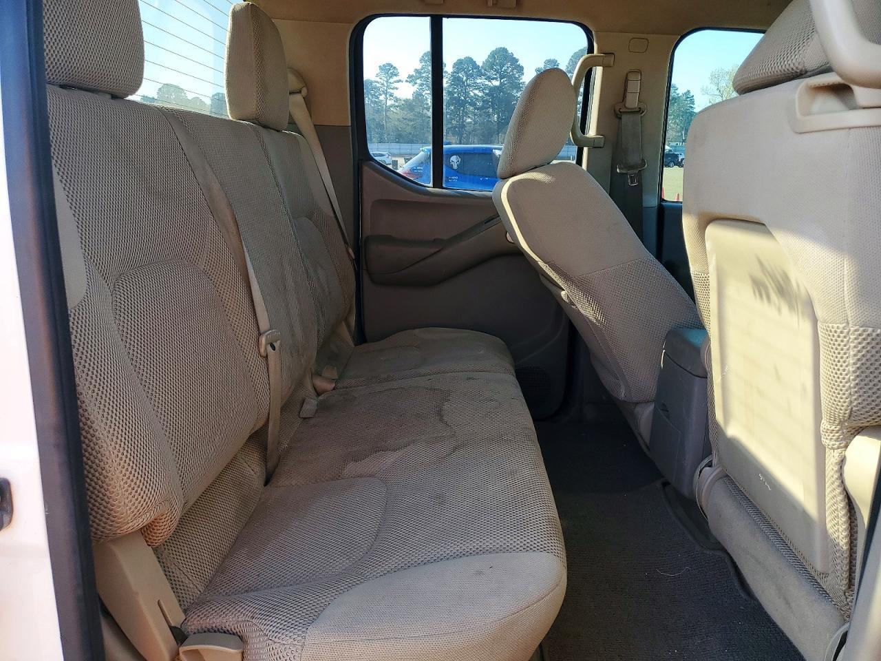 2013 Nissan Frontier S