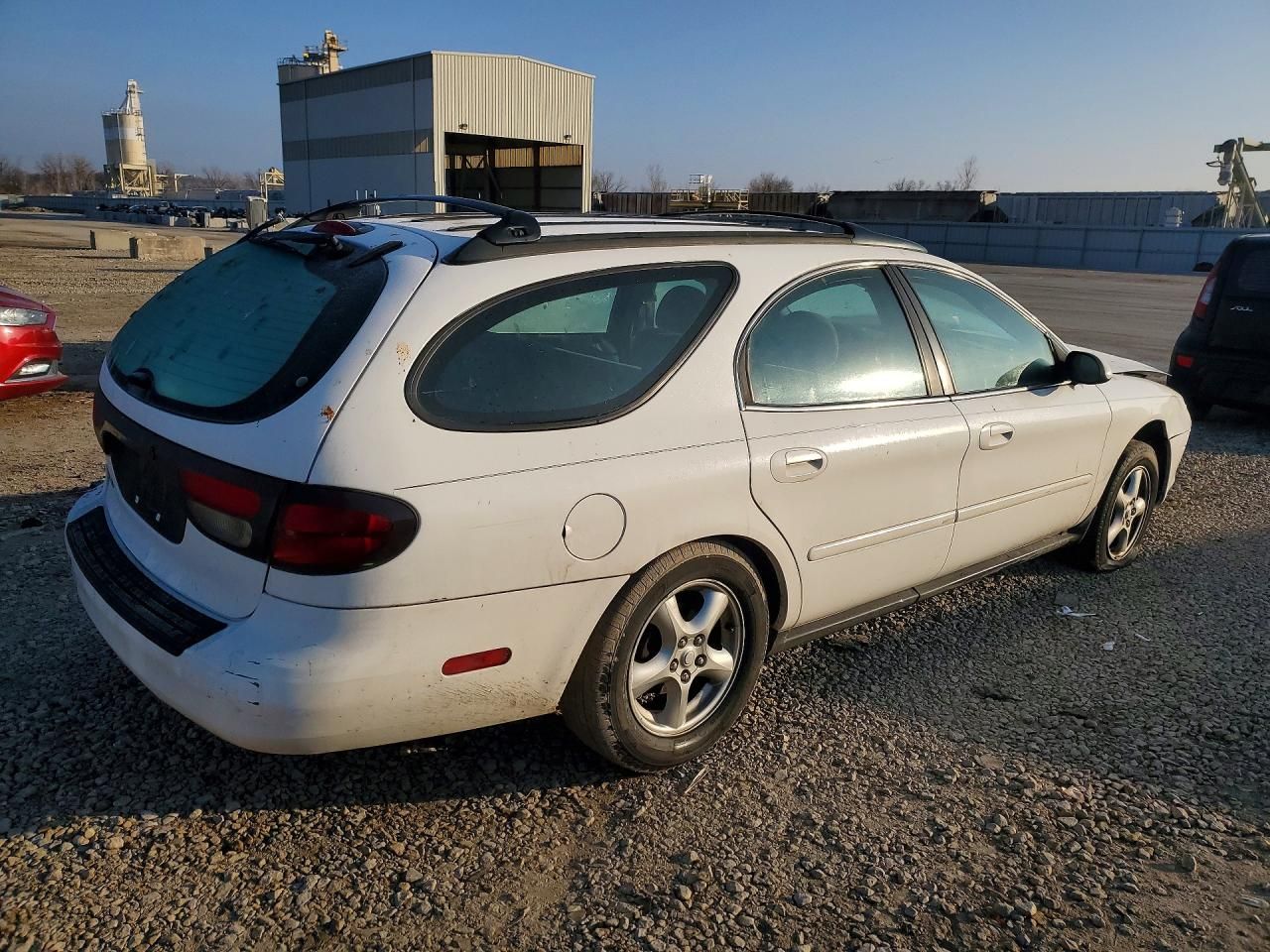2003 Ford Taurus se