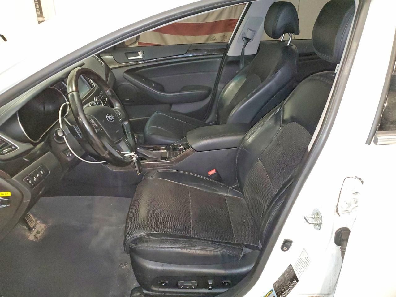 2015 KIA Cadenza Premium