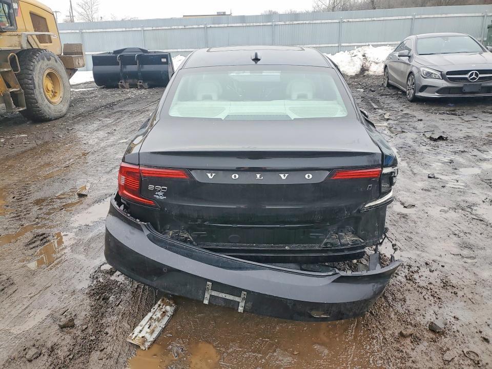 2023 Volvo S90 Ultimate