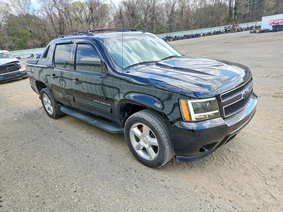 2011 Chevrolet Avalanche ls
