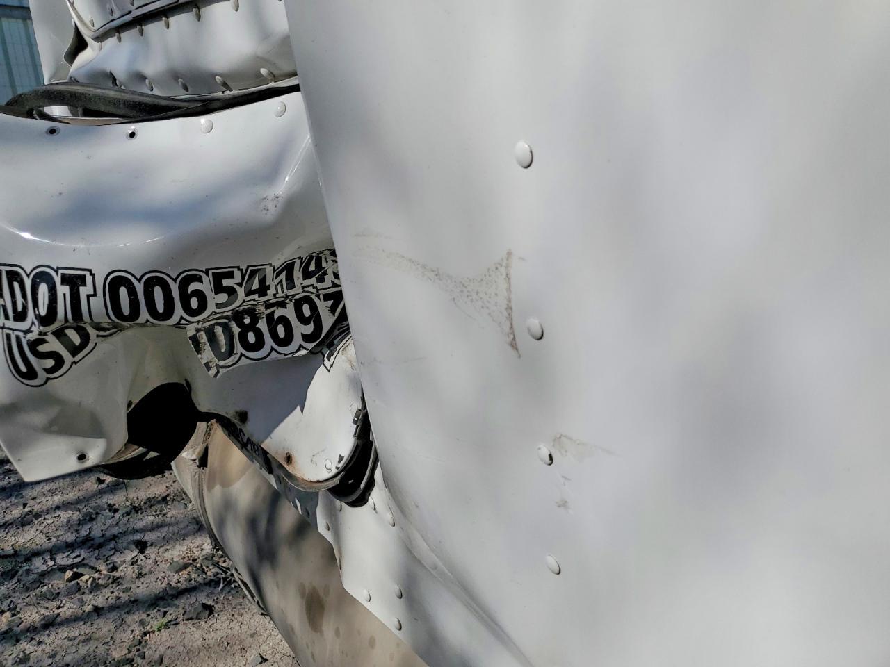 2013 Kenworth T660 Semi Truck