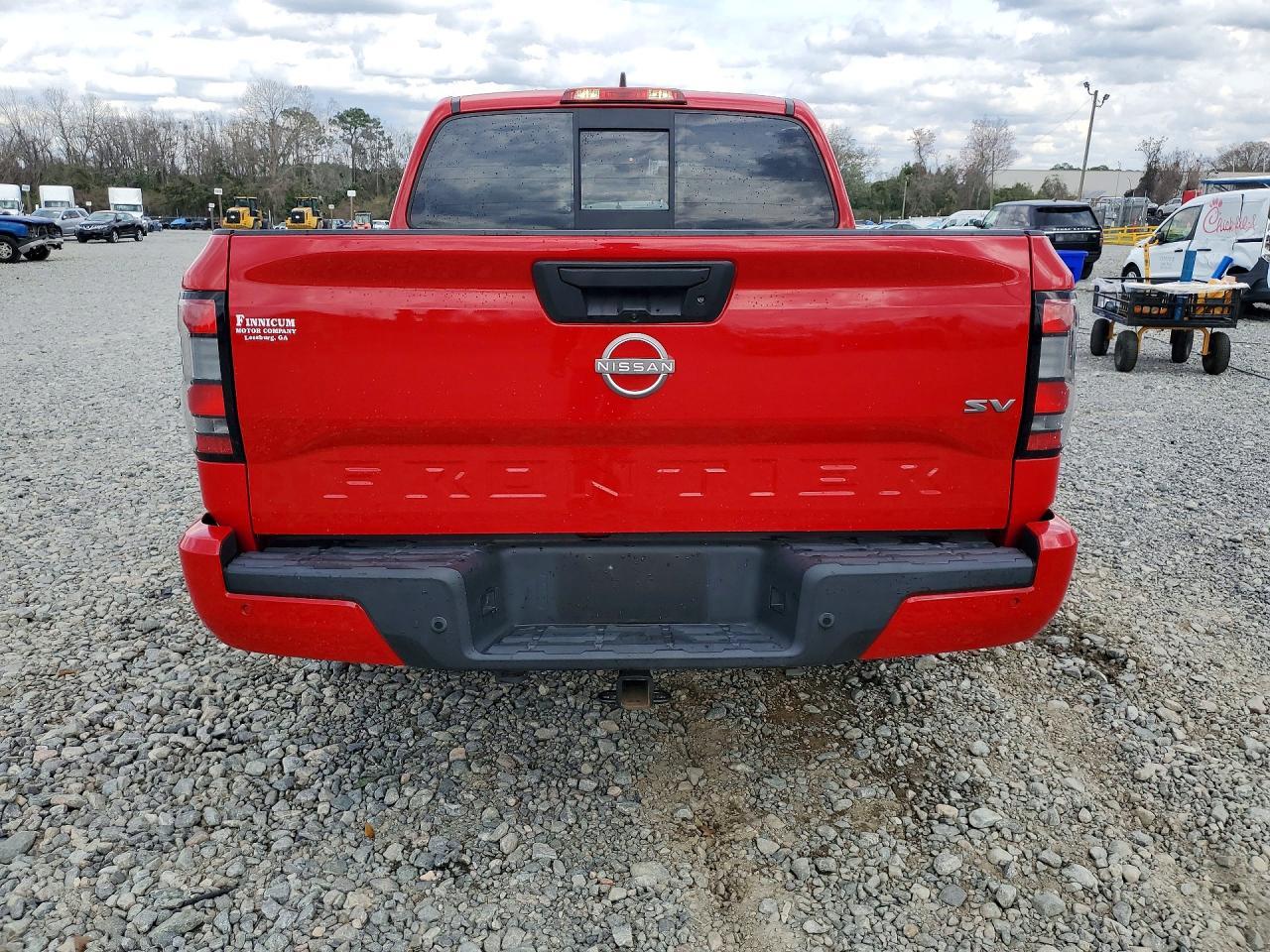 2022 Nissan Frontier SV