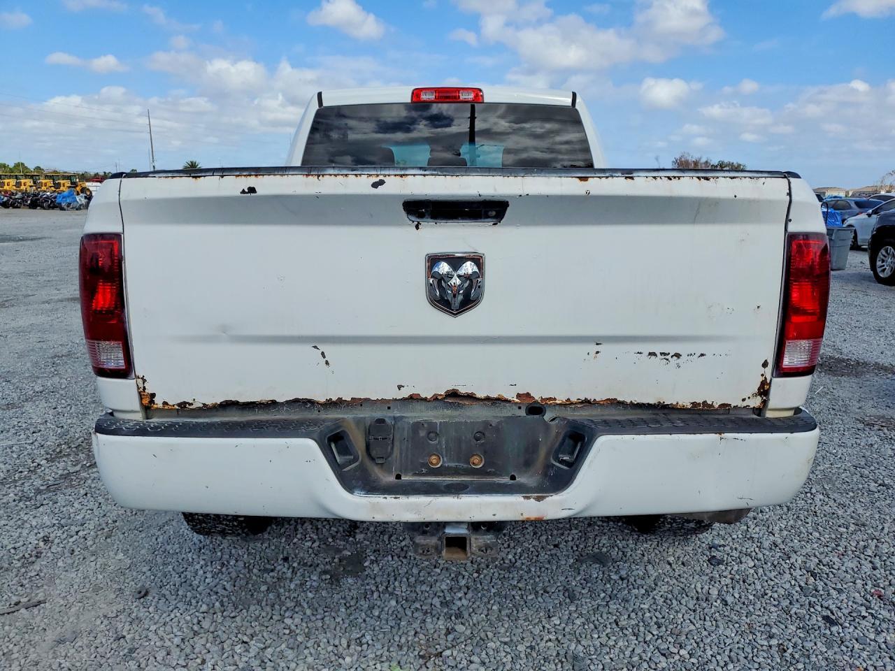 2017 Dodge Ram 1500 st