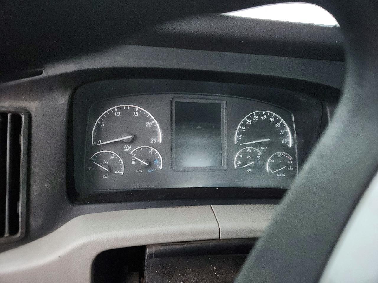 2020 Freightliner Cascadia 116 Semi Truck