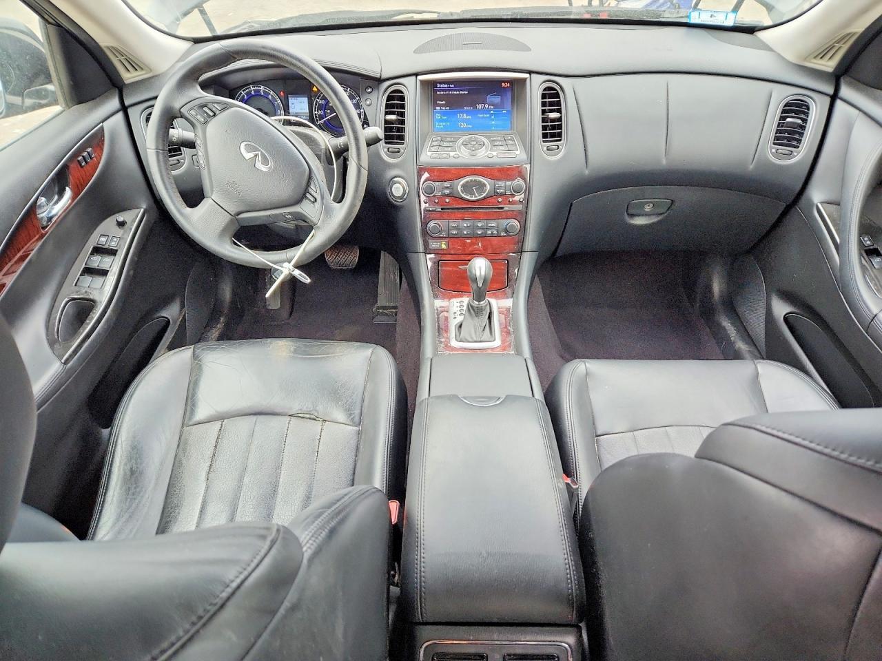 2016 Infinity Qx50 Base