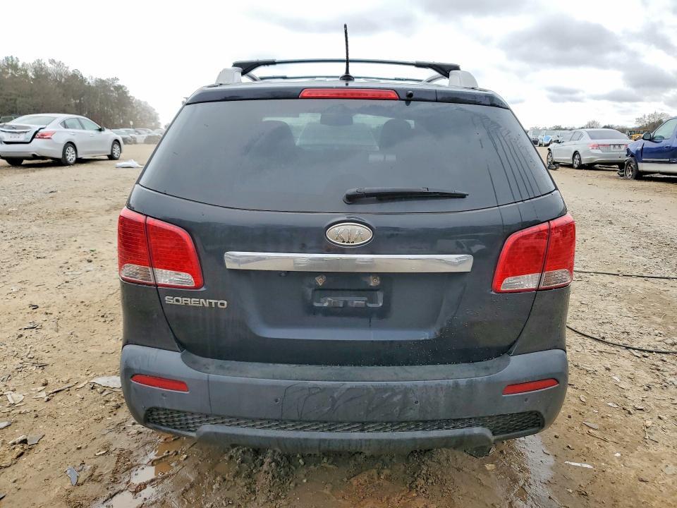 2011 KIA Sorento lx