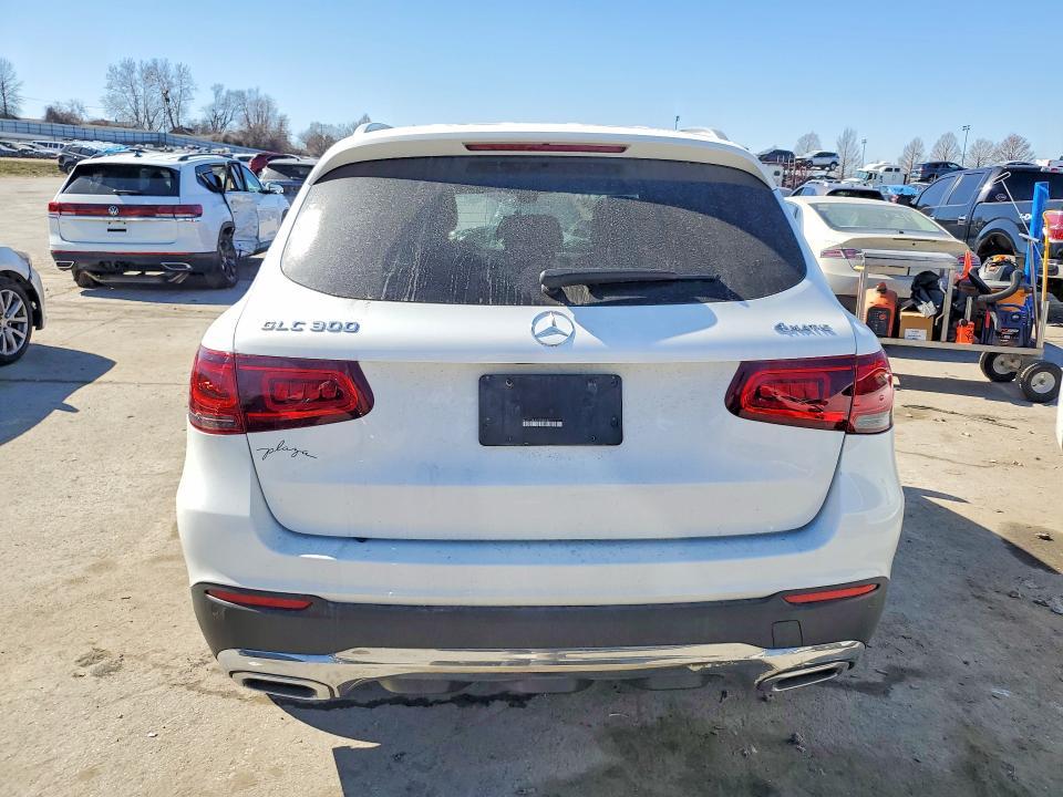 2021 Mercedes-Benz Glc 300