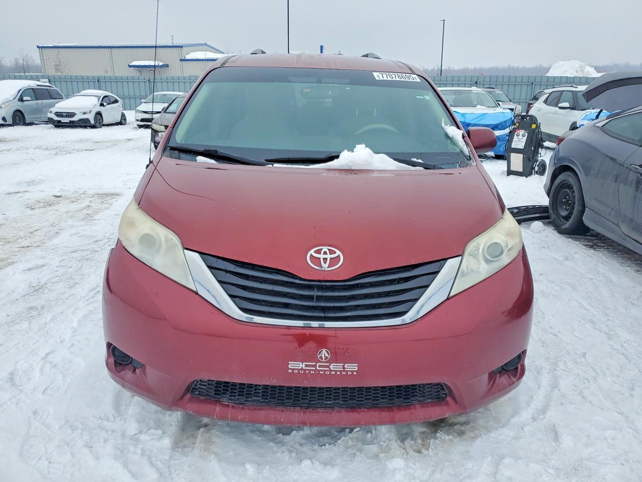 2012 Toyota Sienna le
