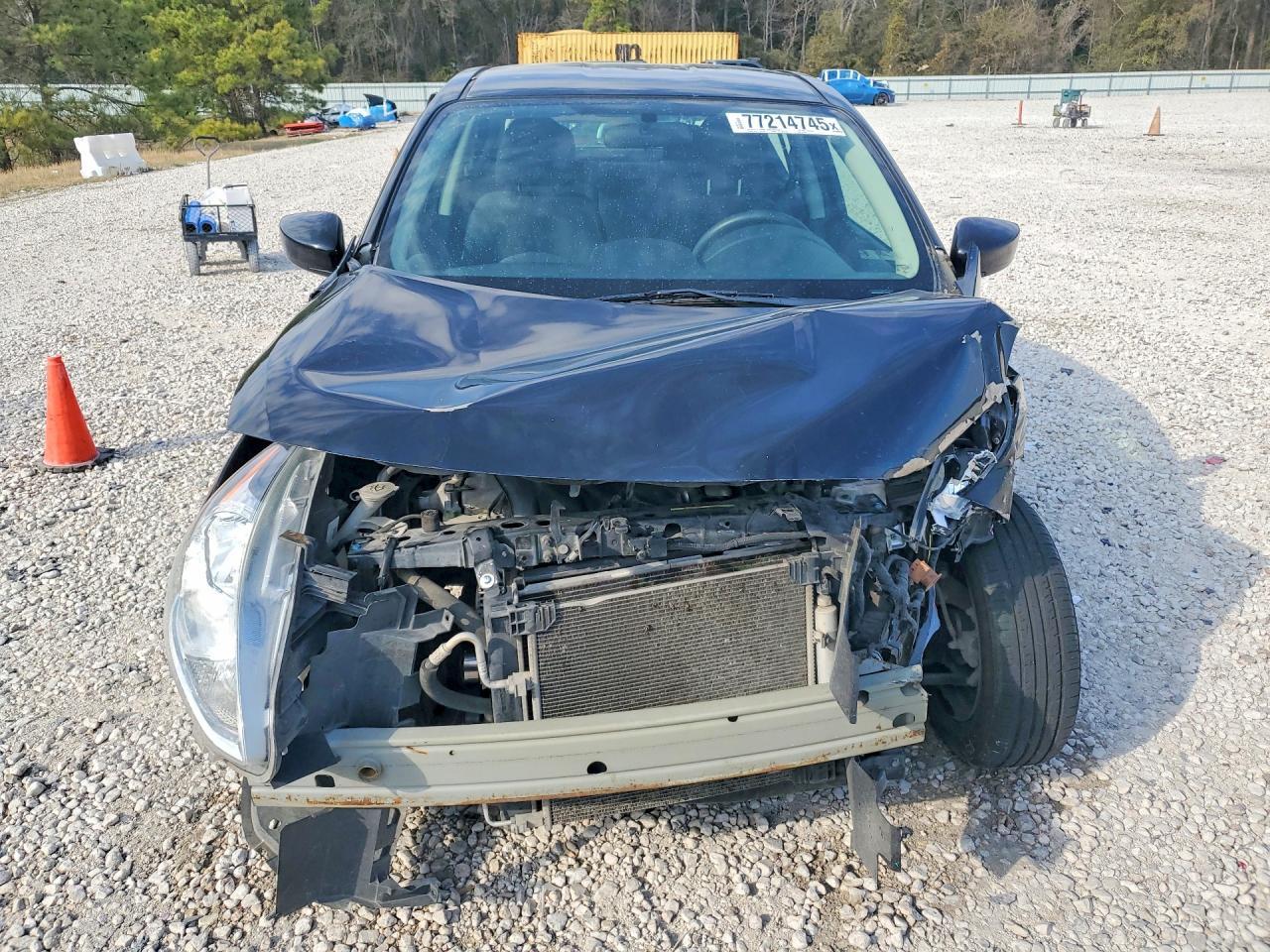 2019 Nissan Versa s