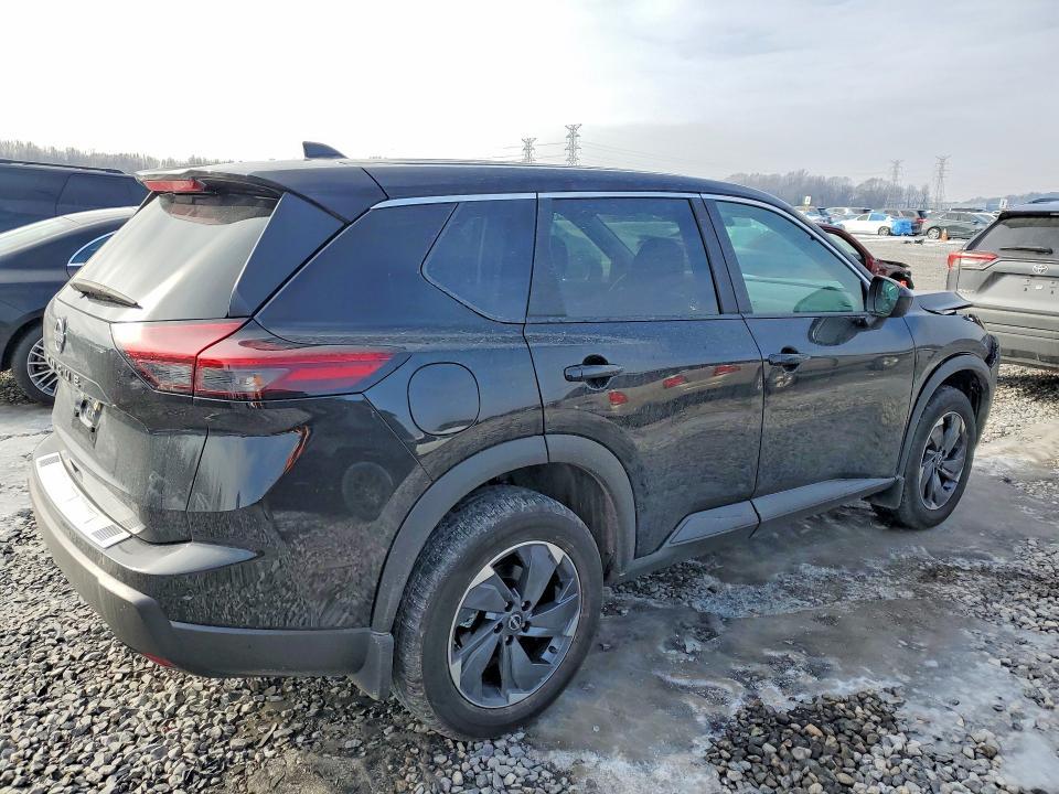 2025 Nissan Rogue sv