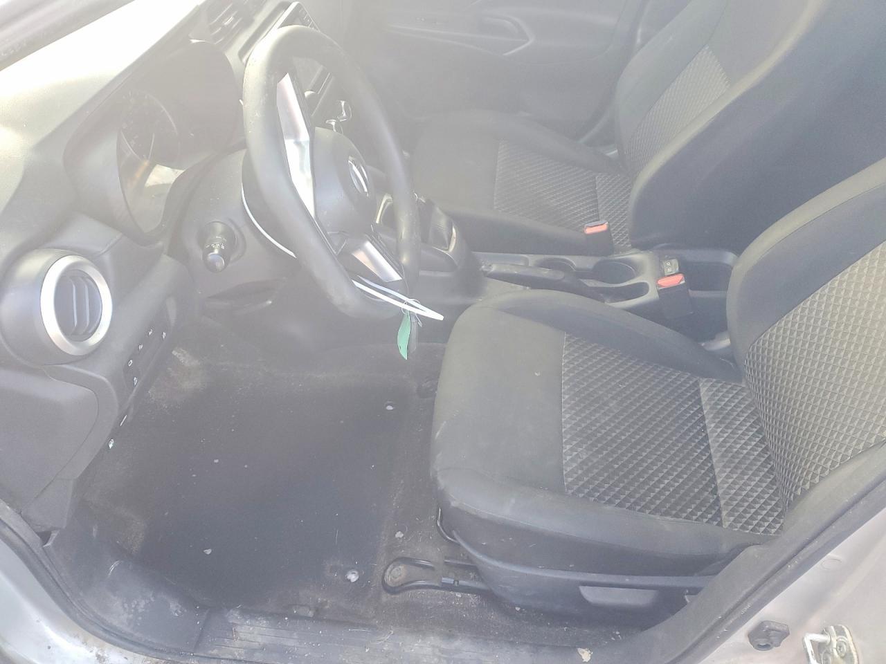 2021 Nissan Versa s