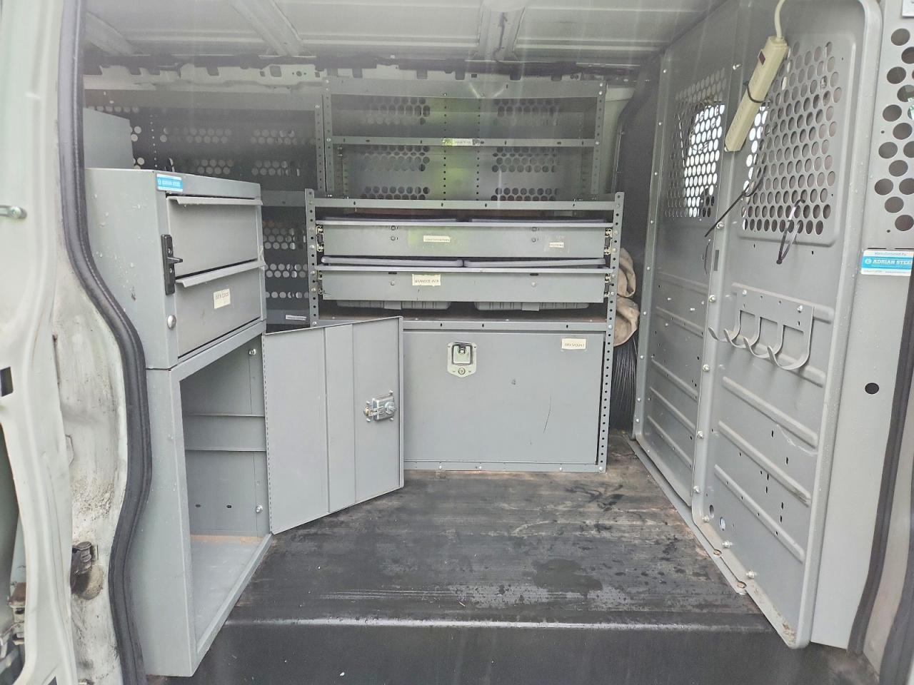 2013 Chevrolet Express 2500 Cargo Utility / Service Van