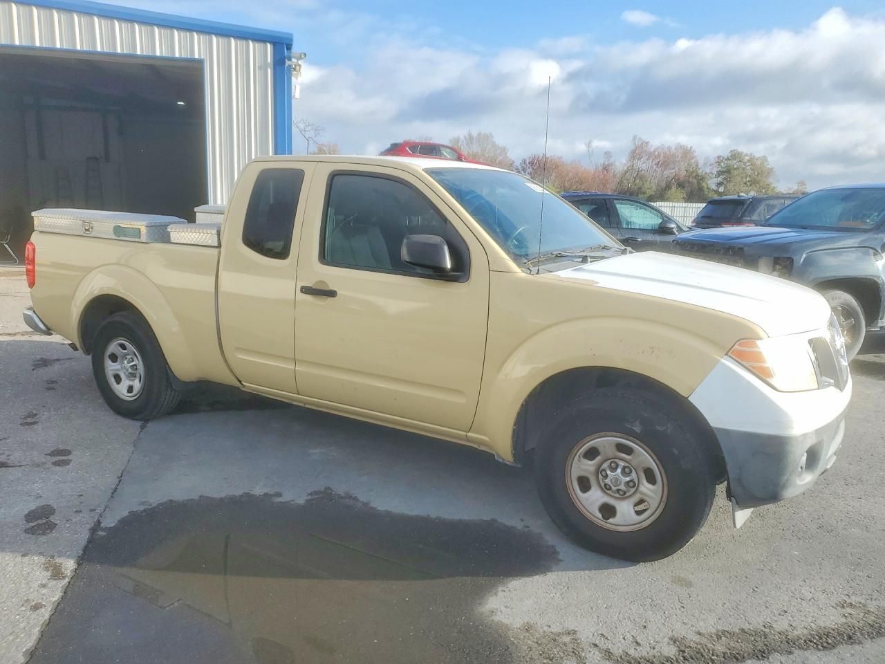 2013 Nissan Frontier s