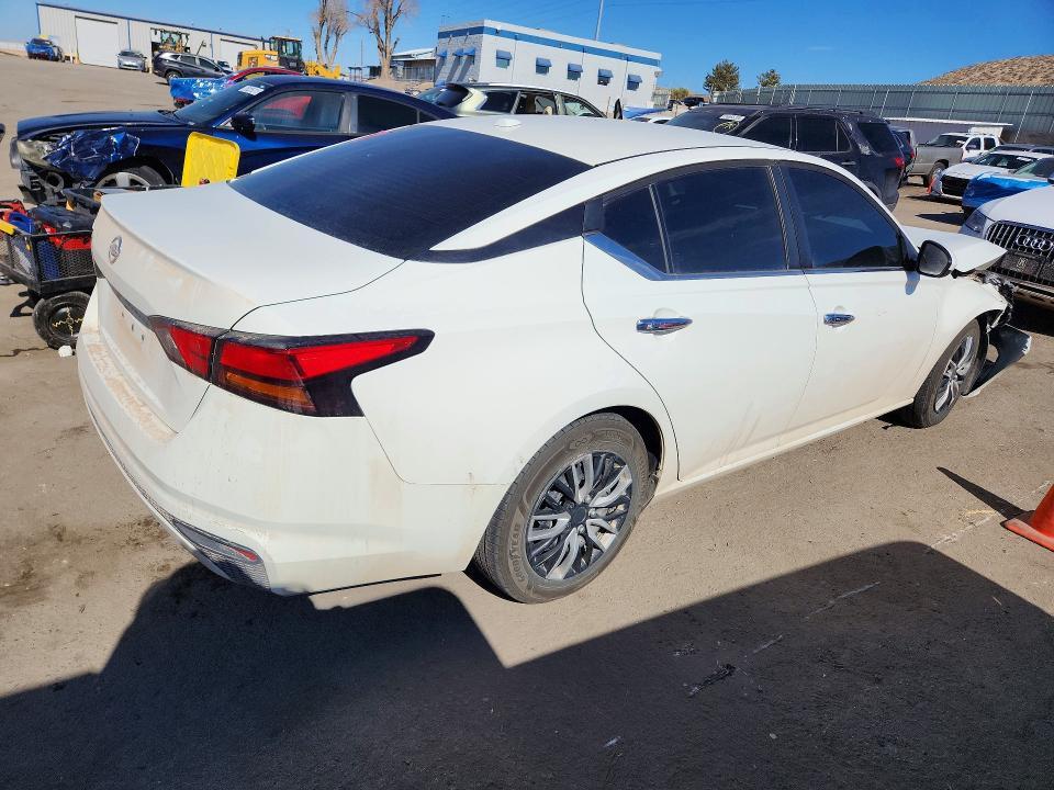 2020 Nissan Altima s