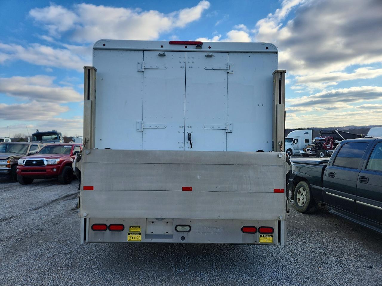 2015 Freightliner 2014 Freightliner MT 45G Delivery Van