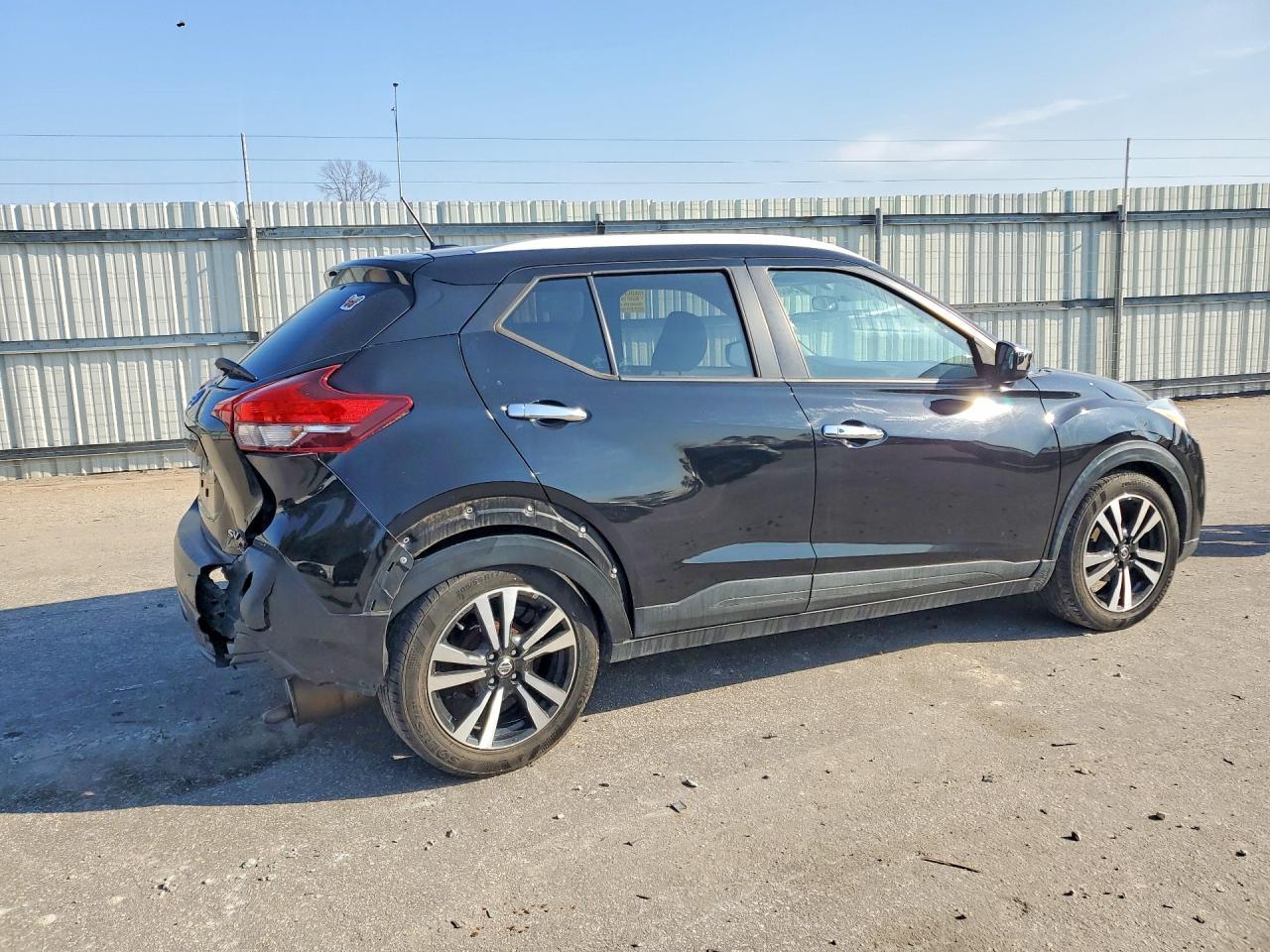 2019 Nissan Kicks sv