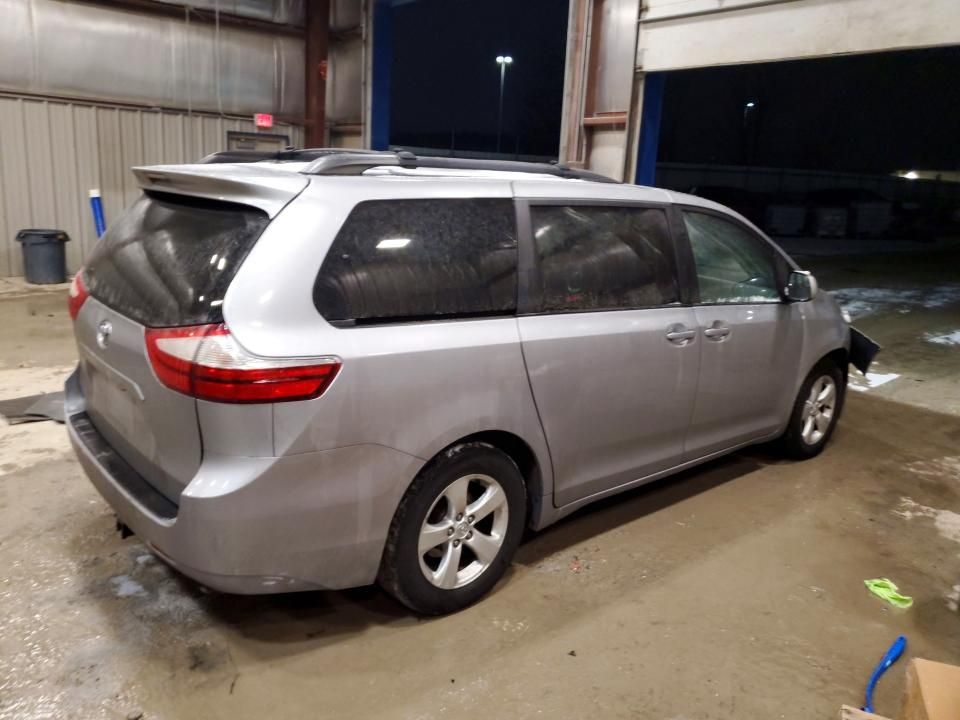 2016 Toyota Sienna le