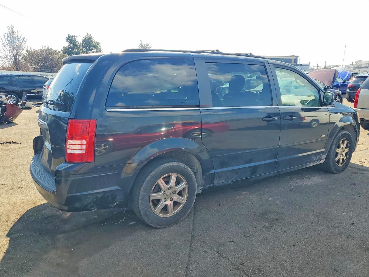 2008 Chrysler Town & Country Touring