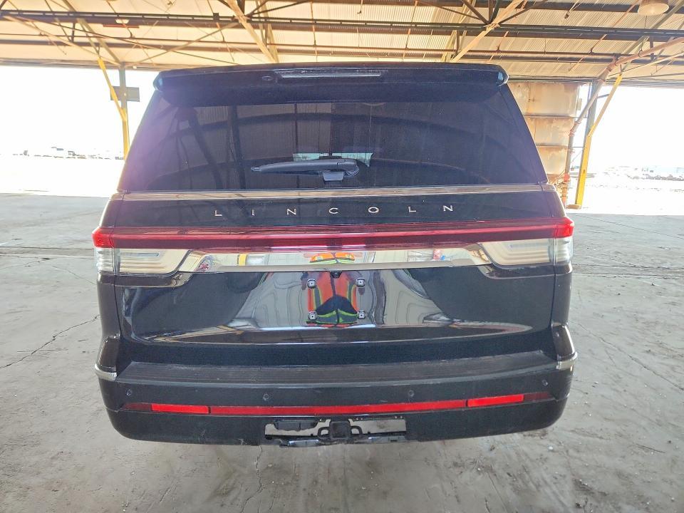 2023 Lincoln Navigator l