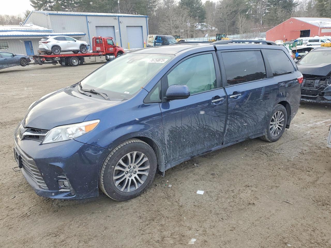 2018 Toyota Sienna xle