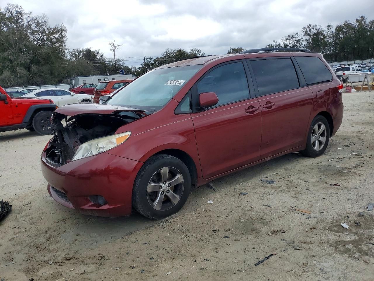 2013 Toyota Sienna le