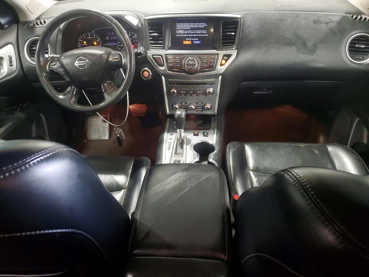 2017 Nissan Pathfinder s