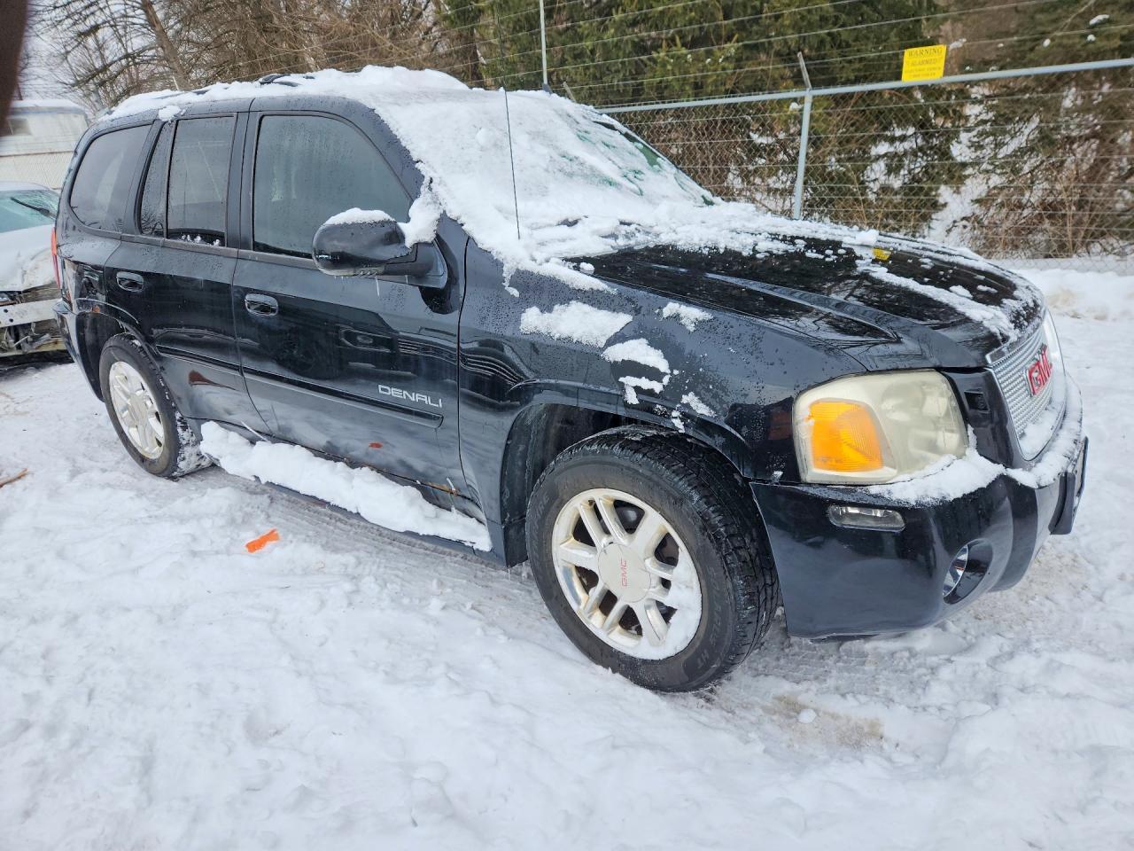 2007 GMC Envoy Denali