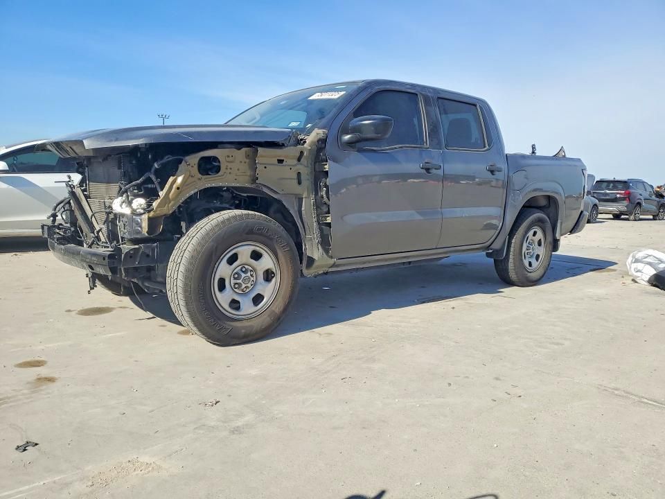 2022 Nissan Frontier s