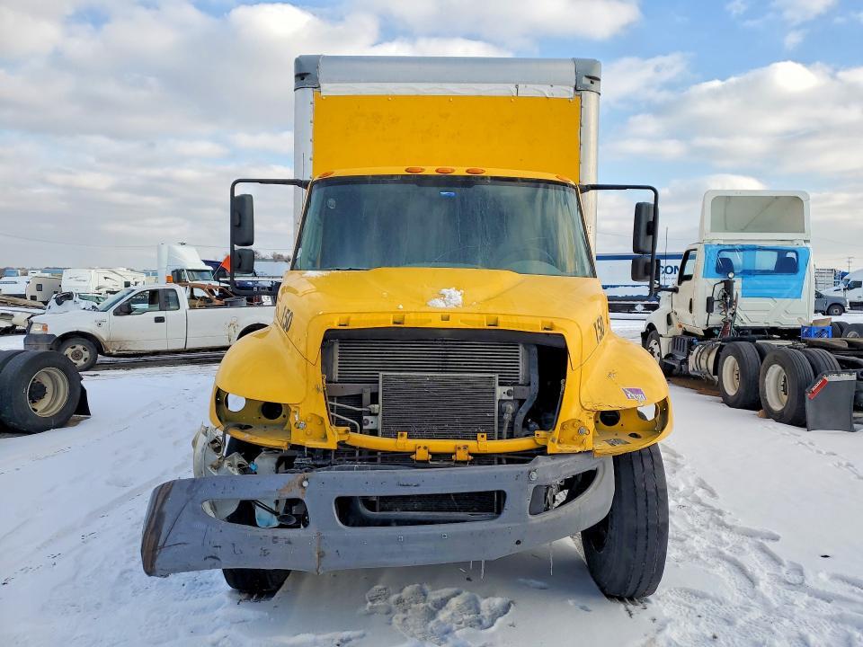 2018 International 4000 4300-Semi Truck