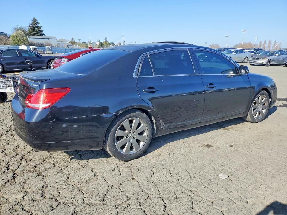 2005 Toyota Avalon xl