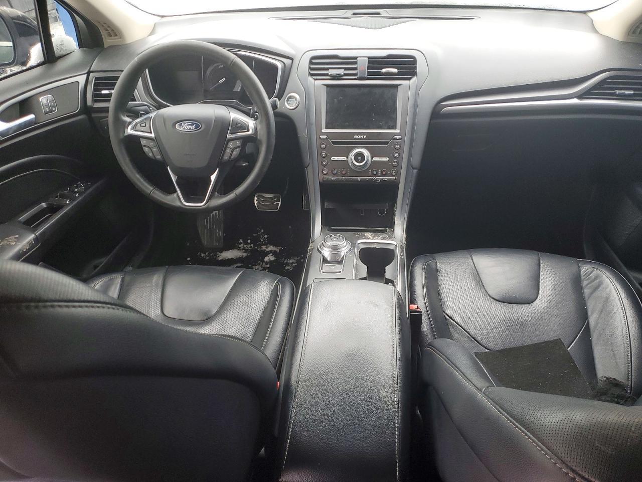 2018 Ford Fusion Titanium/platinum