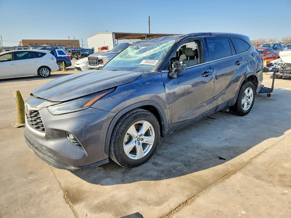 2021 Toyota Highlander le
